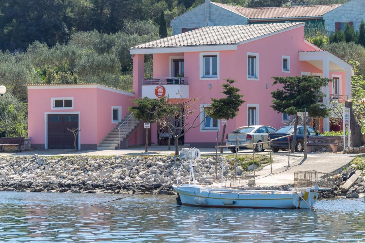 Apartments By The Sea Veli Rat, Dugi Otok - 11525 Bagian luar foto