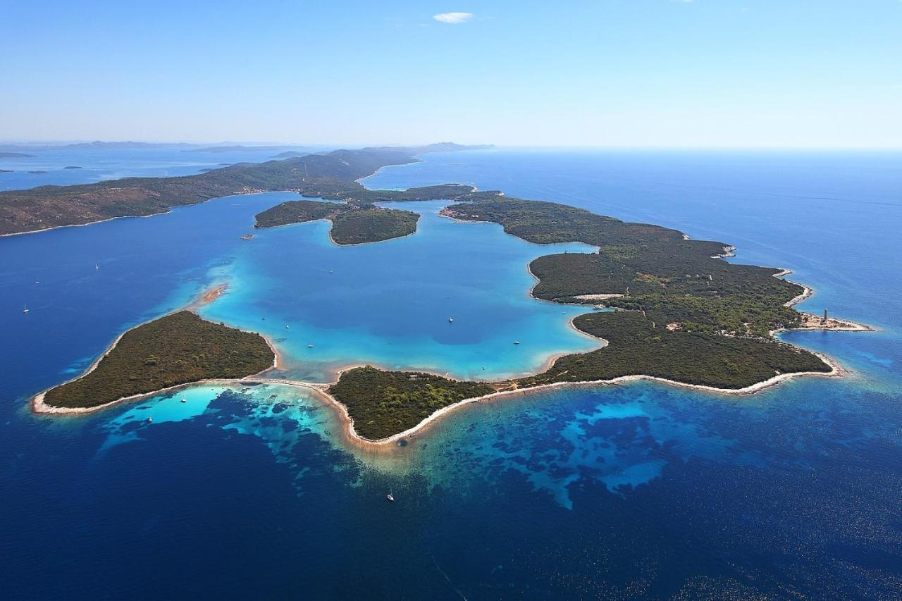 Apartments By The Sea Veli Rat, Dugi Otok - 11525 Bagian luar foto
