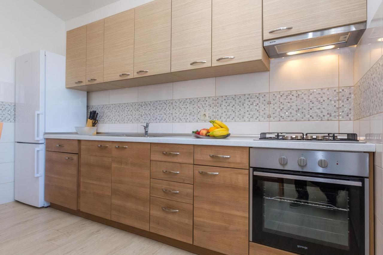 Apartments By The Sea Veli Rat, Dugi Otok - 11525 Bagian luar foto