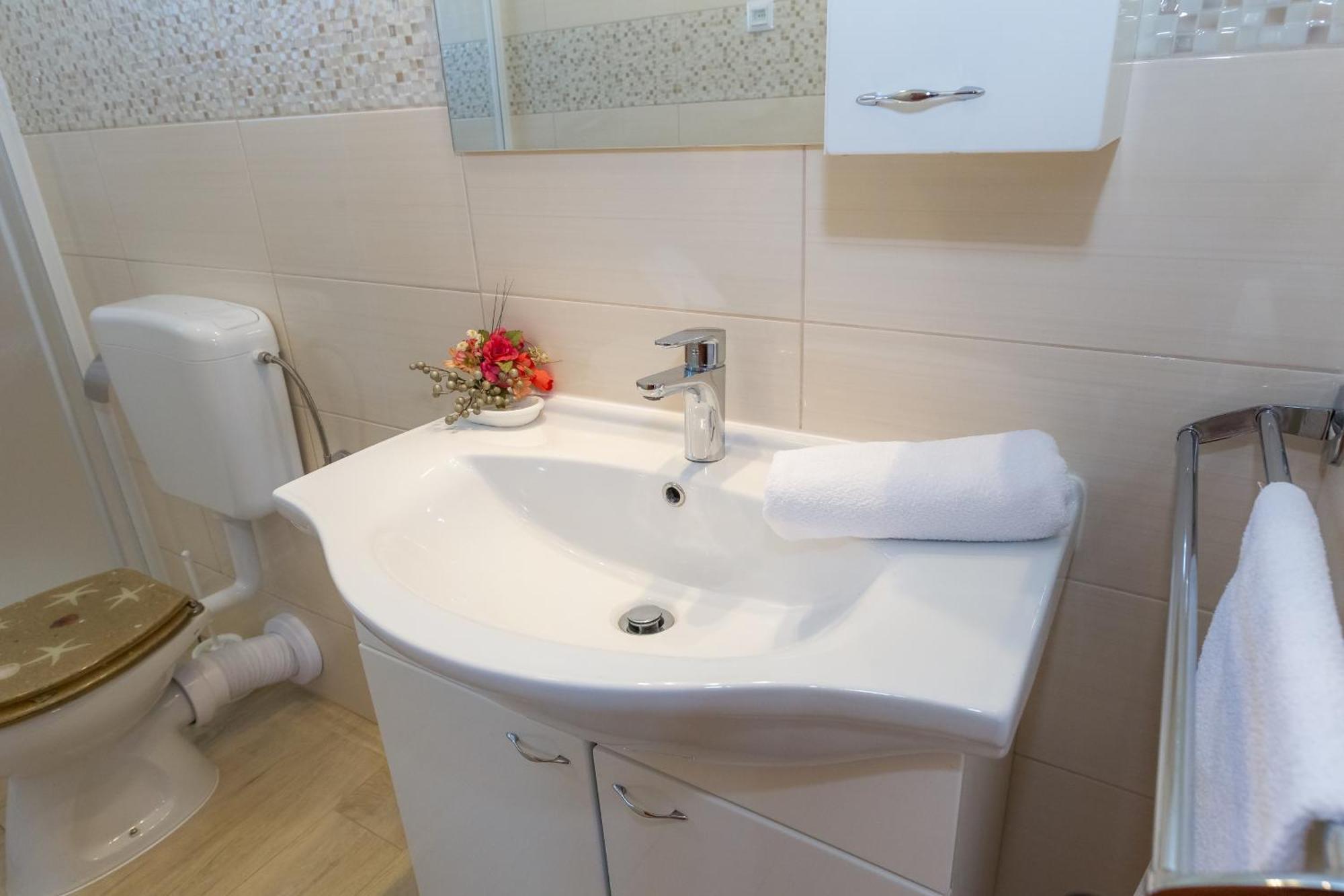 Apartments By The Sea Veli Rat, Dugi Otok - 11525 Ruang foto